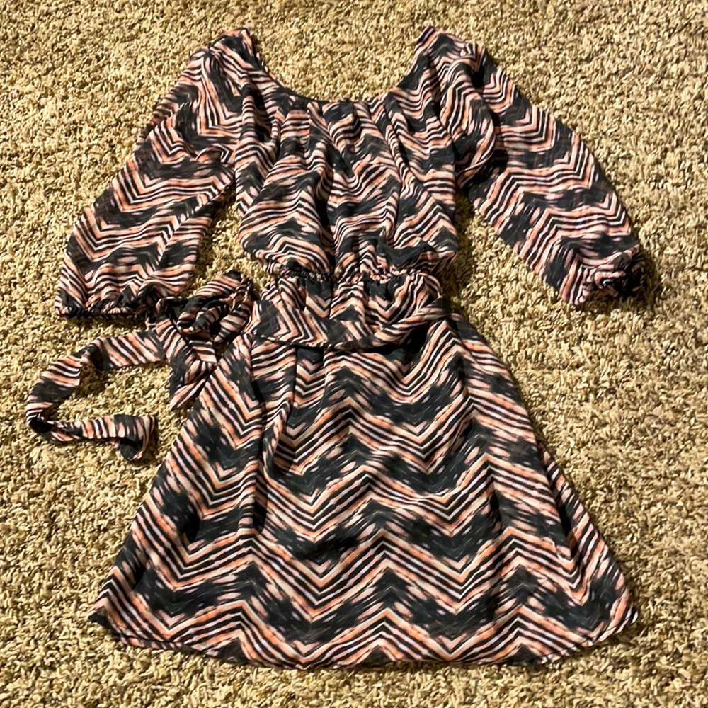 XS black and pink dress from Lily Rose